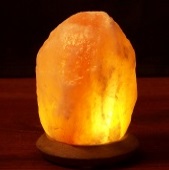 Himalayan Salt Pyramid USB Lamp by Aloha Bay 